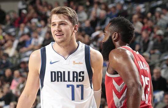 素与市场反 素与市场反